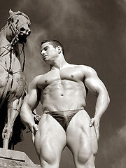 Roberto Castellano posing outdoors