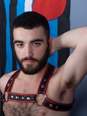 Nick Hole in Leahter - Photos