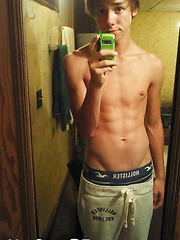 Sexy young boys have cool images on ther nude body