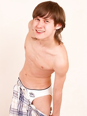 Straight 18 y.o. Johny Nightwill makes himself a super lad