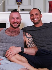 John Magnum and Justin King are two muscle hunks ready to blow off steam