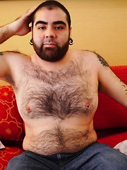 Sexy, Hairy Beast Charlie Fiske